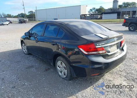 2015 Honda Civic Lx z USA, uszkodzony, nr VIN 19XFB2F56FE073697